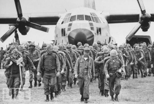 us-marines-landing-in-da-nang-1965-ng-y-n-y-trong-l-ch-s-flickr