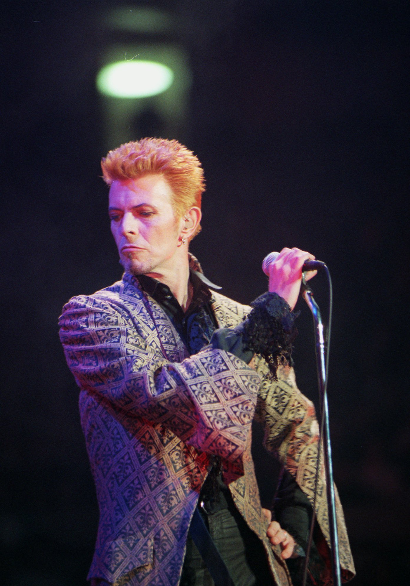 MACAU DAILY TIMES 澳門每日時報 » Iconic singer David Bowie dies ...