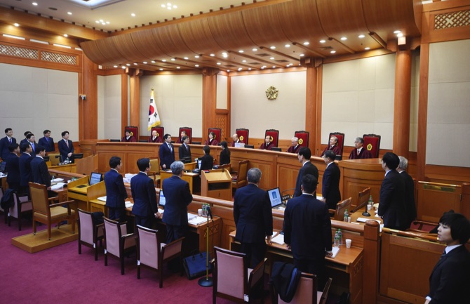 MACAU DAILY TIMES 澳門每日時報South Korea | Court Formally Starts President’s ...