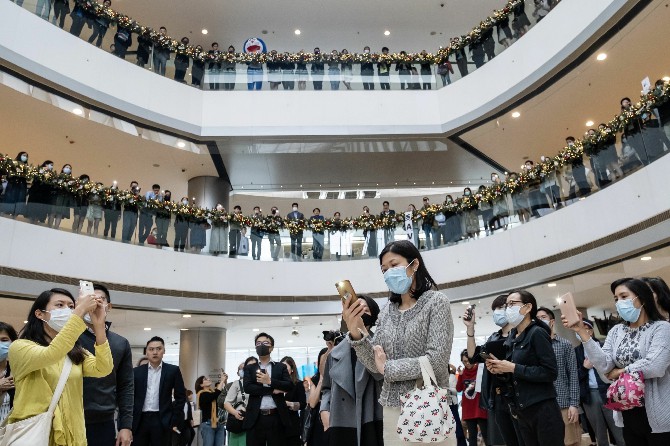 MACAU DAILY TIMES 澳門每日時報 » Hong Kong | Malls targeted by protesters ...