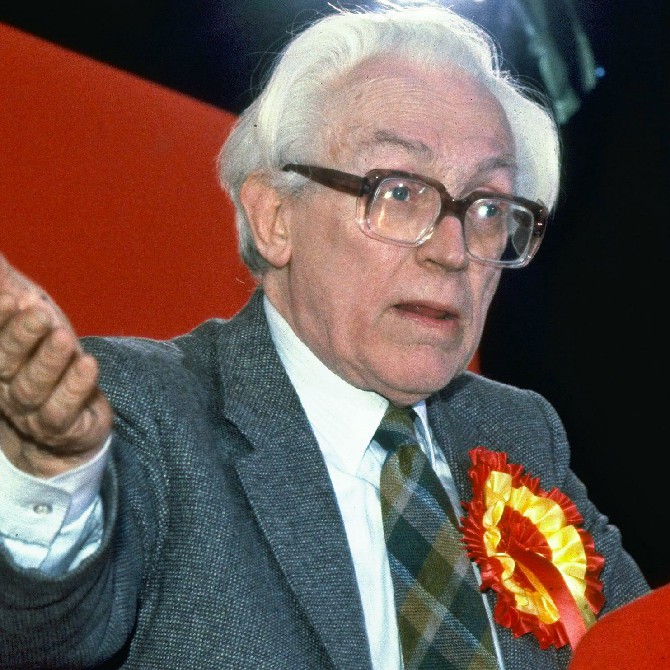 MACAU DAILY TIMES 澳門每日時報This Day In History | 1980 Michael Foot Is New ...